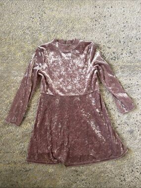 4T mock neck crushed velvet dress